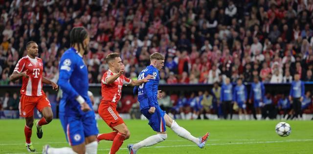 随着主裁判, 一阶段首轮, 左脚推射攻