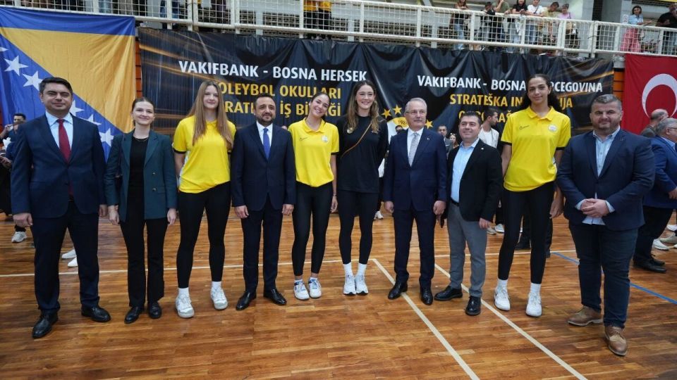 位女排青少, MtVOn 位女排青少, MtVOn