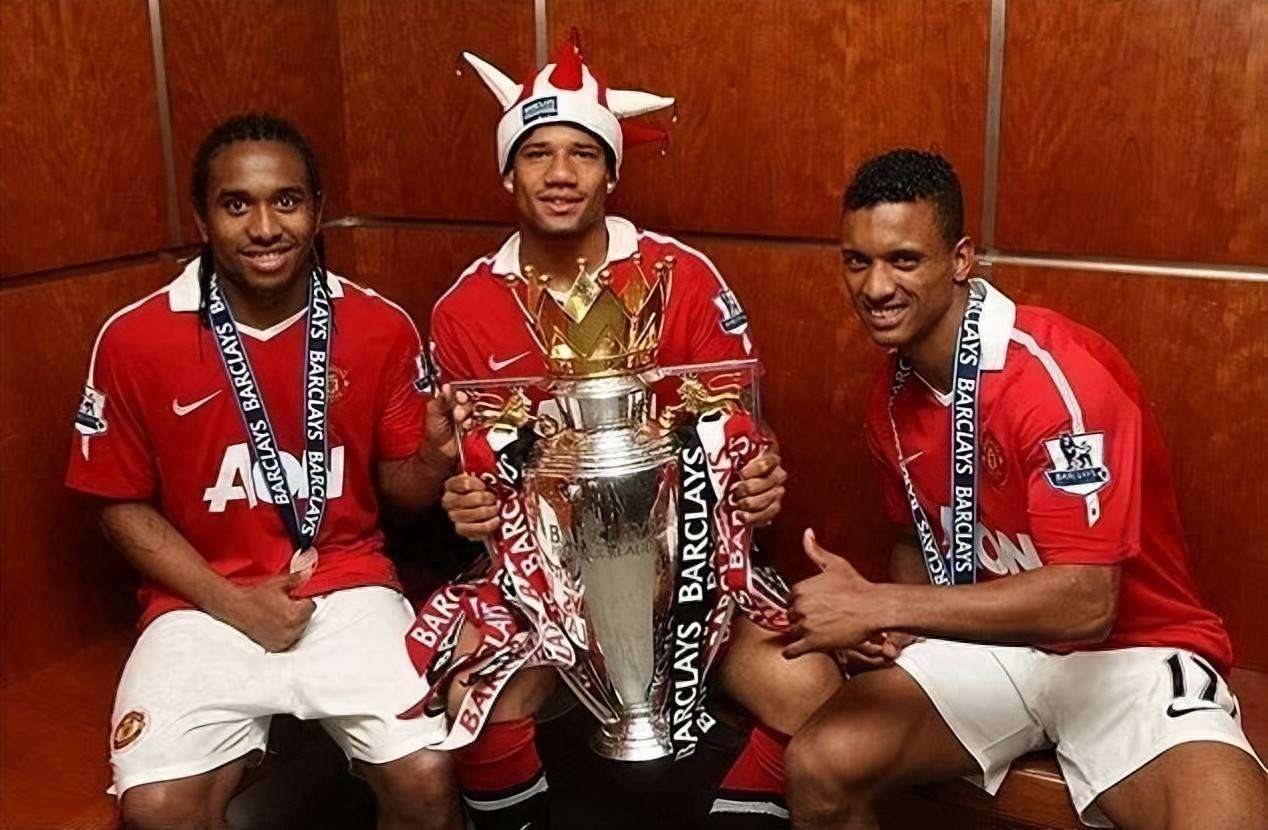 他家有泳池, 欠抚养费恐, on 他家有泳池, 欠抚养费恐, on